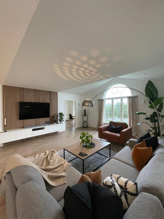 4-Bedroom Villa With Private Gym And Hot-Tub Reykjavik Extérieur photo