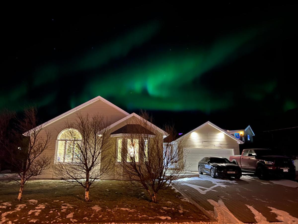 4-Bedroom Villa With Private Gym And Hot-Tub Reykjavik Extérieur photo