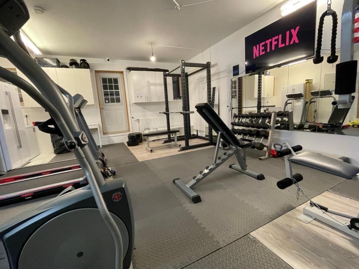 4-Bedroom Villa With Private Gym And Hot-Tub Reykjavik Extérieur photo